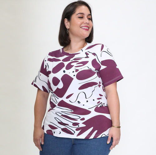 Mia T-Shirt in Hands Print