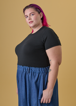 Mia T-Shirt - Black Crew Neck | FR